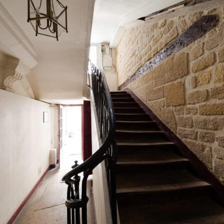 Notre-Dame de Paris Flat by GuestReady - Appartement - 15