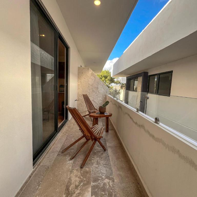 Luxury Private Room with private bathroom private Pool on Roof Top - One-Bedroom Apartment - 3