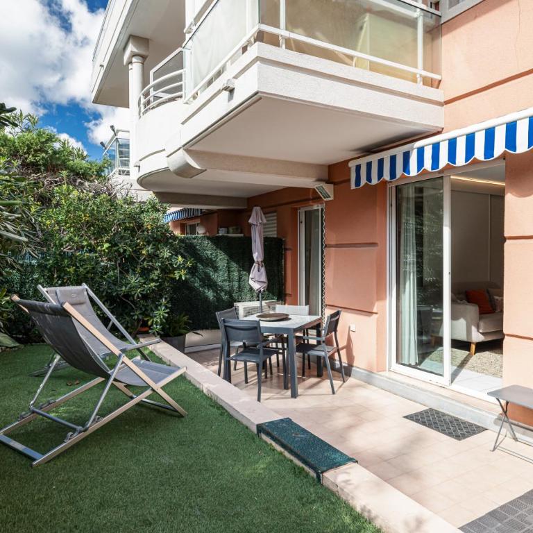 RIVIERA PRESTIGE - Appartement calme à 50m de la plage avec terrasse et parking - Appartement 2 Chambres - 5