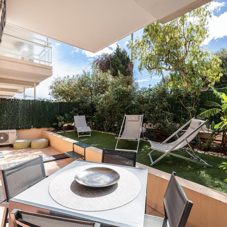 RIVIERA PRESTIGE - Appartement calme à 50m de la plage avec terrasse et parking - Appartement 2 Chambres - 18
