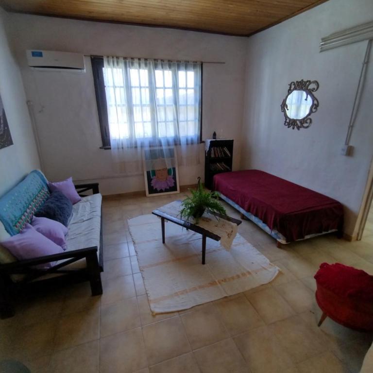 Avalon Hostal - Double Room with Private Bathroom - 12