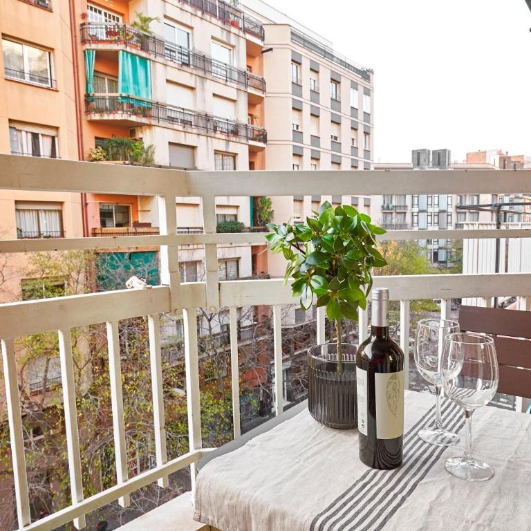 Love Local Life Near Sagrada Familia by MyRentalHost - Apartamento con 4 dormitorios - 11