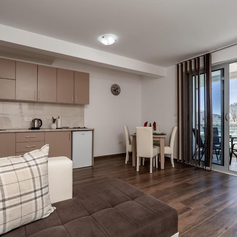 Apartments 4U - Apartman - 12