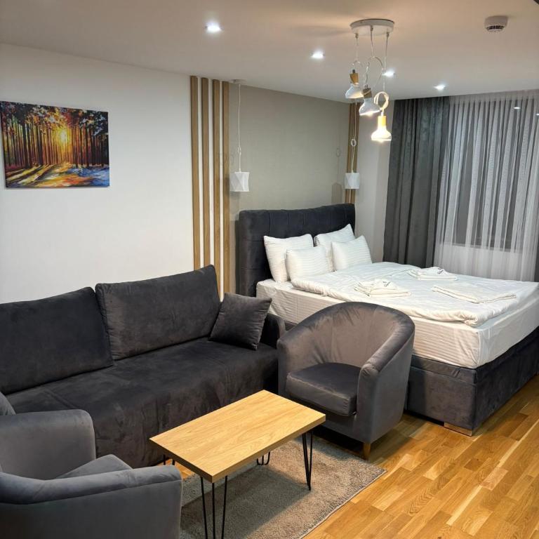 Golden Hour - Apartman sa Terasom - 1