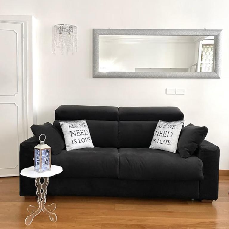 Suite Mole Antonelliana - Studio with Balcony - 10