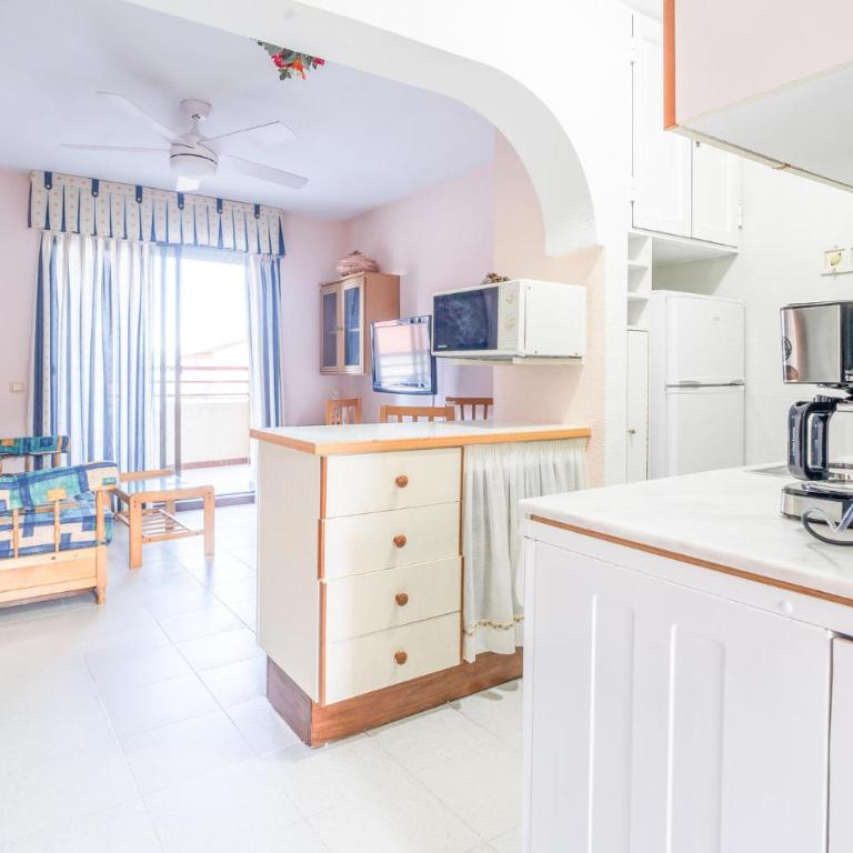 2 Bedroom Stunning Apartment In Oropesa - Apartamento de 2 dormitorios - 4