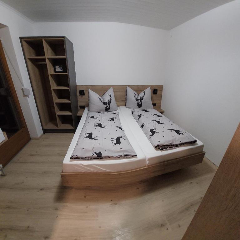 Haus Sonja - Doppelzimmer mit Balkon - 5