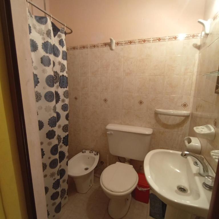 Residencial Shalom - Habitación Cuádruple con baño privado - 5