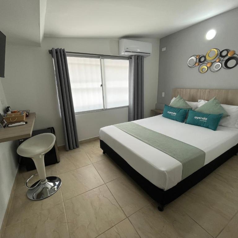 Hotel 12 Nights - Habitación Doble Superior - 18