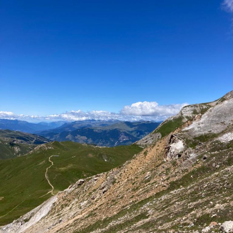 Bel appartement proche pistes et randonnées - Appartement 2 Chambres avec Vue sur la Montagne - 11