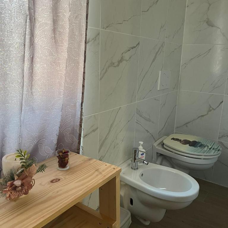 New House - Large Single Room - 3