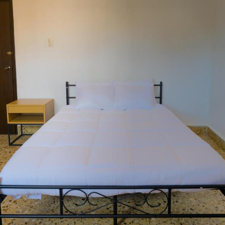 Casa Abril - Three-Bedroom House - 11