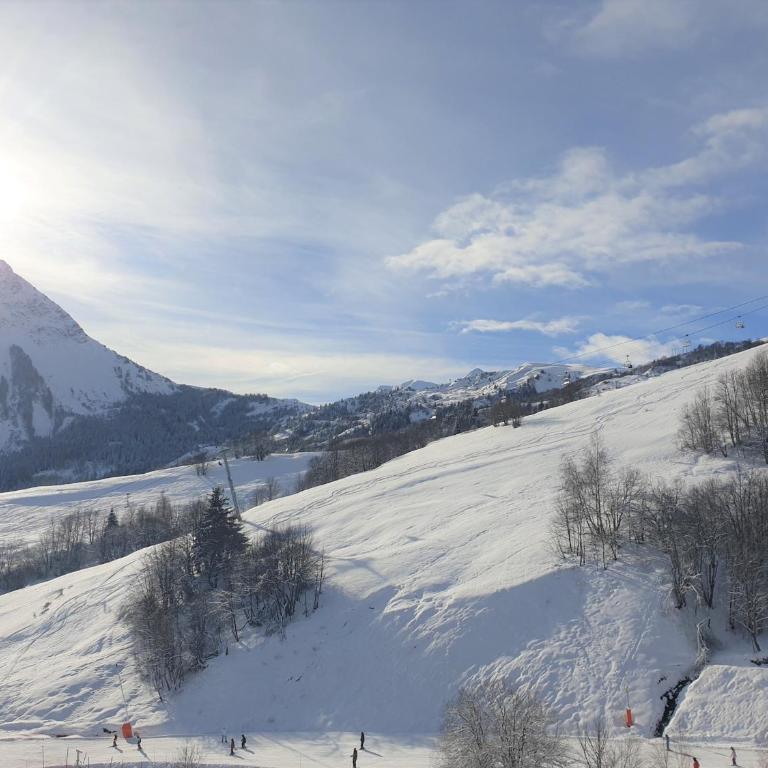 Studio lumineux 4 pers, skis aux pieds, balcon, WIFI - Studio - 11