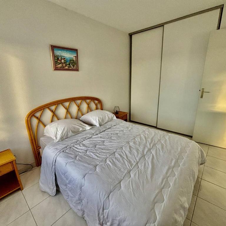 T2 Climatisé Proche Plage avec Terrasse et Garage - FR-1-816-14 - Apartamento - 9