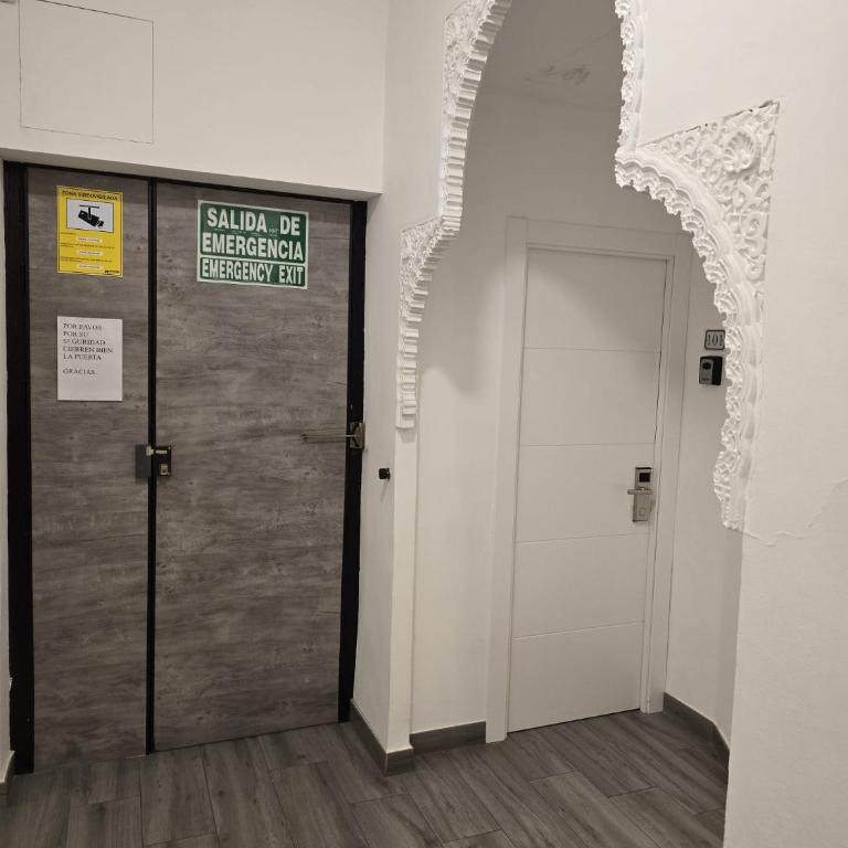ROOMS Los MONTES - Double Room - 28