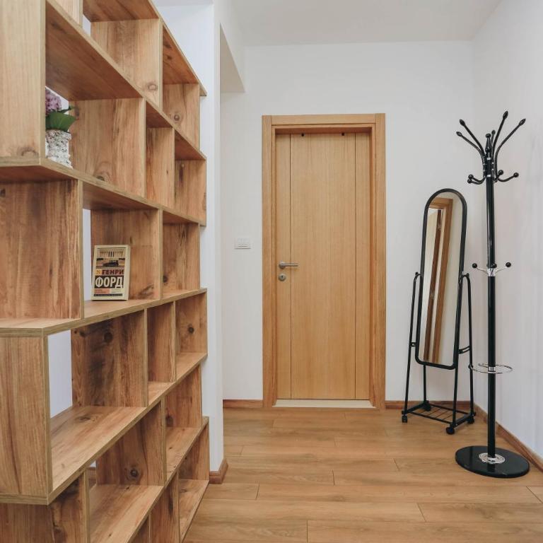 Top27 - One-Bedroom Apartment - 12
