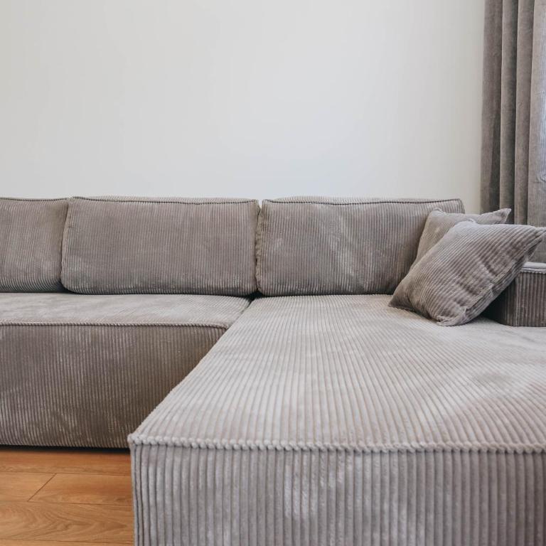 Top27 - One-Bedroom Apartment - 15