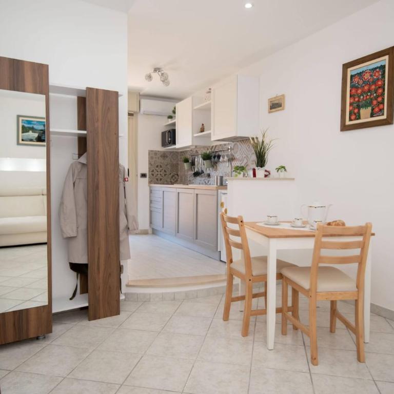 Casa Elia: Locazione Breve - Appartamento - 5