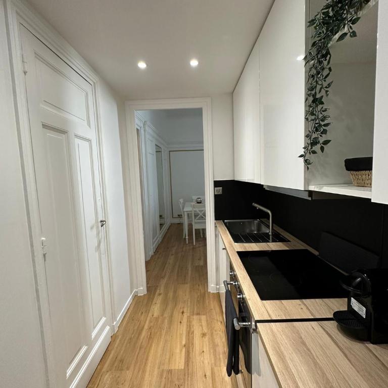 1 chambre au cœur des champs - ascenseur - climatisé - Appartement avec Douche - 4