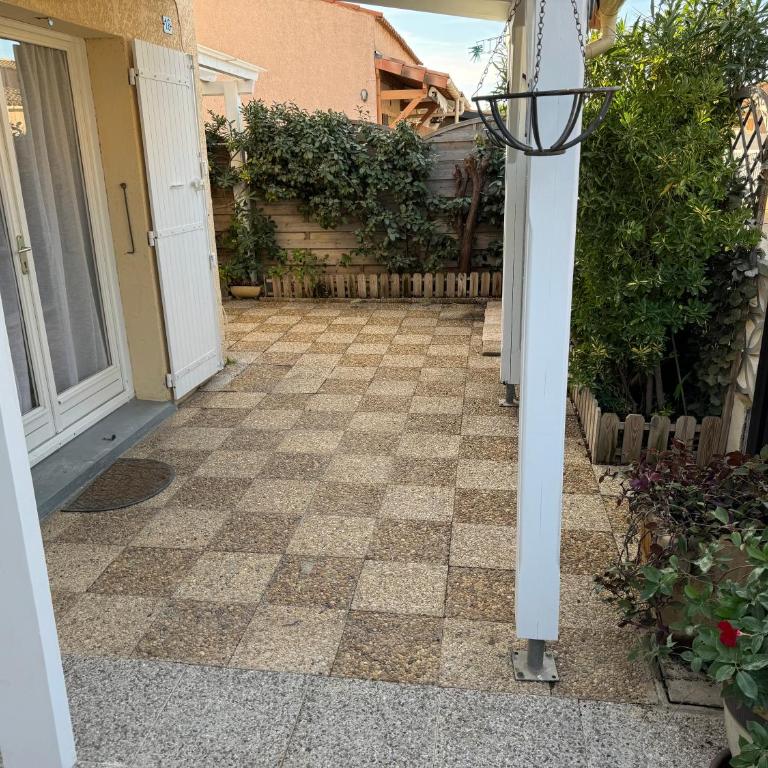 New Maison tout confort, bord de mer avec Parking Privé - Two-Bedroom House - 30