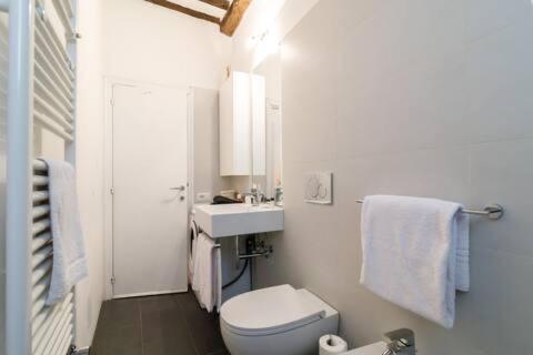 Appartamento nel Cuore del Centro Storico di Siena - Two-Bedroom Apartment - 36