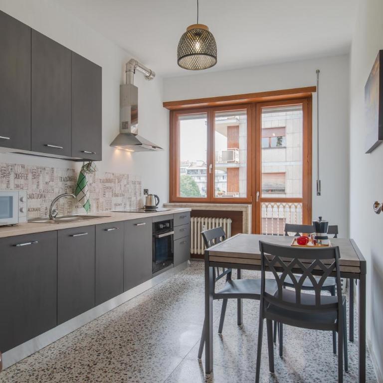 Da Sandro al Lingotto - Appartamento con 2 Camere da Letto e Balcone - 2