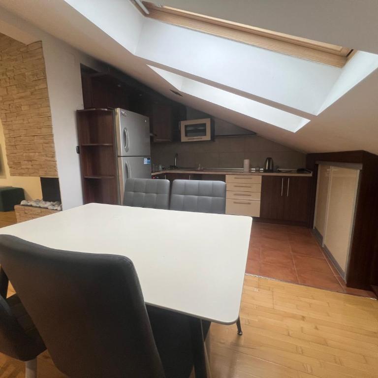 Apartman King centar - Apartman sa 2 Spavaće Sobe - 5