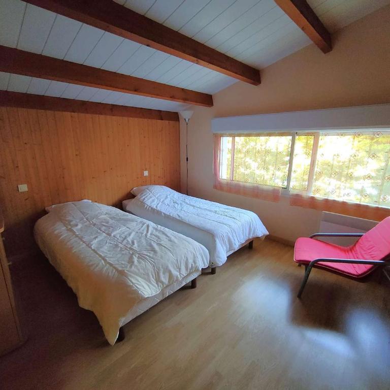 Villa en lisière de forêt avec jardin, à 1,5 km de l'Océan, idéale pour des vacances reposantes - Villa 3 Chambres - 17
