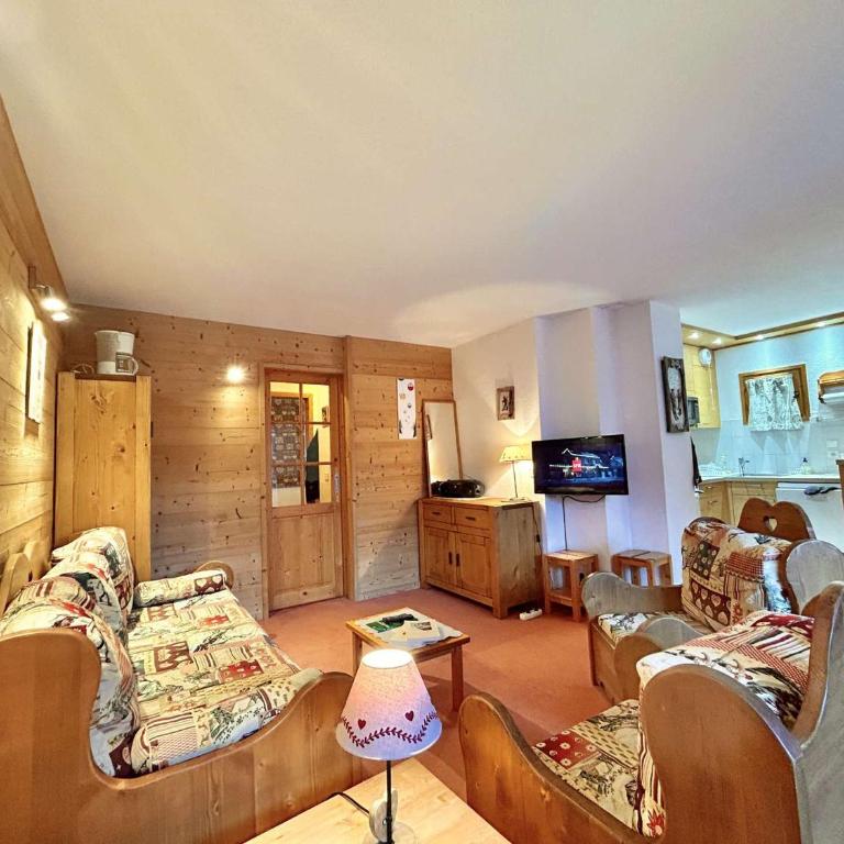 Appartement pour 6, centre Méribel, proche commerces et pistes, piscine l'été - FR-1-180-303 - Appartement (6 Adultes) - 16