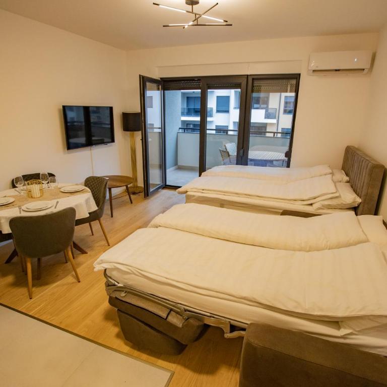 Central Suite - One-Bedroom Apartment - 20