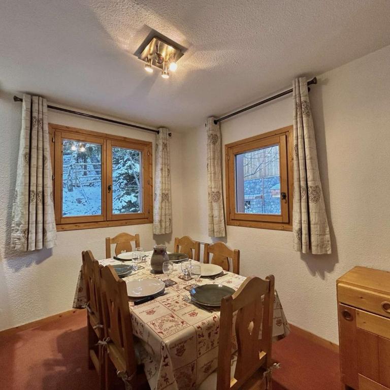 Appartement pour 6, centre Méribel, proche commerces et pistes, piscine l'été - FR-1-180-303 - Appartement (6 Adultes) - 18