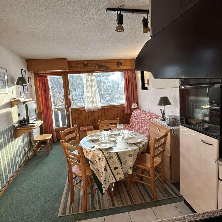 Studio alcôve Les Saisies, 4 pers, proche commerces - Appartement 1 Chambre - 1