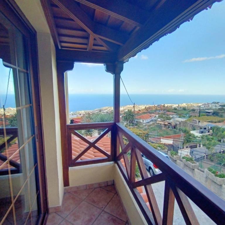 Apartamento La Gemela - Two-Bedroom Apartment with Balcony and Terrace - 24