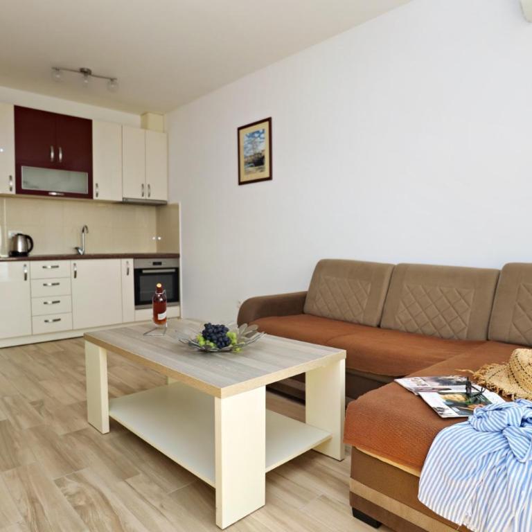 Apartmani Tajra Veliki Pijesak - One-Bedroom Apartment with Sea View - 5