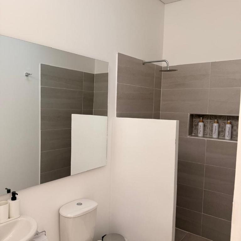 Hermosa Casa de Verano piscina privada 12 personas Ricaurte - Villa - 18