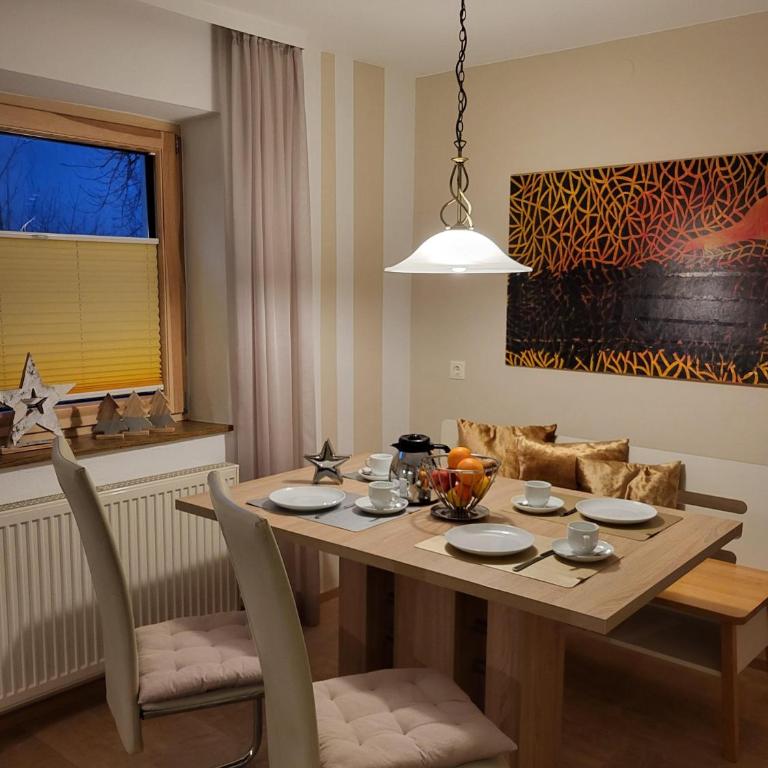 Apartment bei Anna - Two-Bedroom Apartment with Bathroom - 16