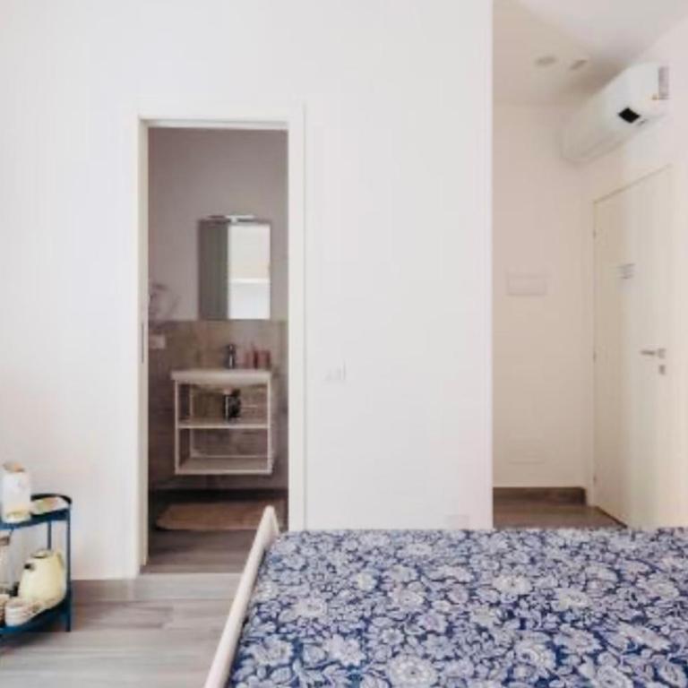 Annita's Rooms - Camera Matrimoniale con Bagno Privato - 9