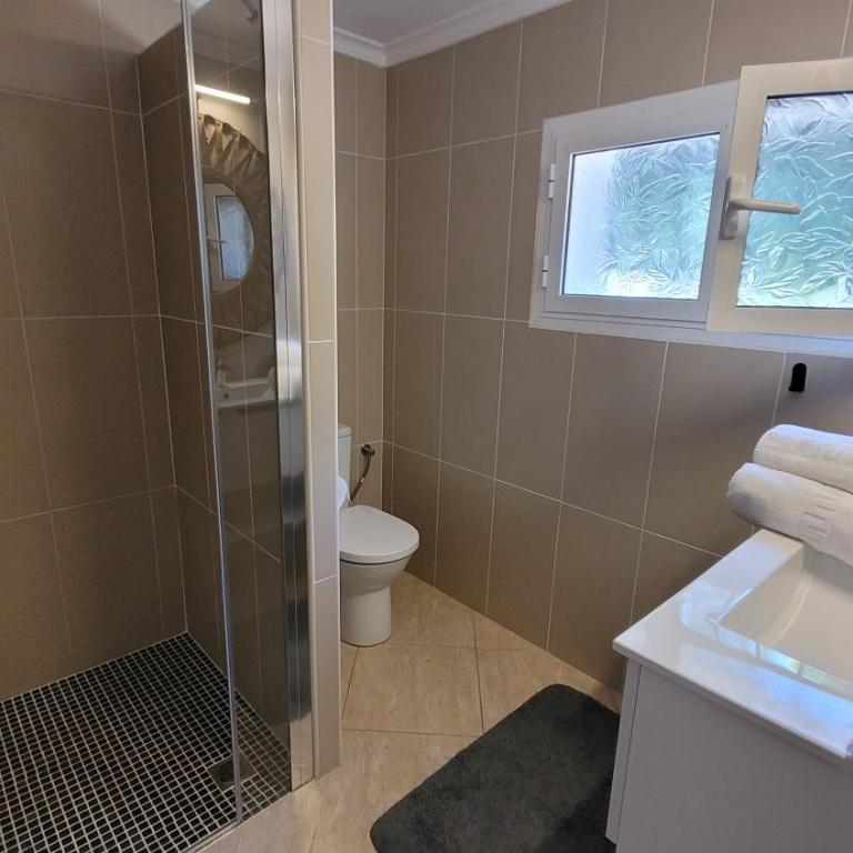 Casa Caledonia - Appartement dans villa avec jardin arboré et piscine à 500 M de la mer - Apartamento - Planta baja - 14