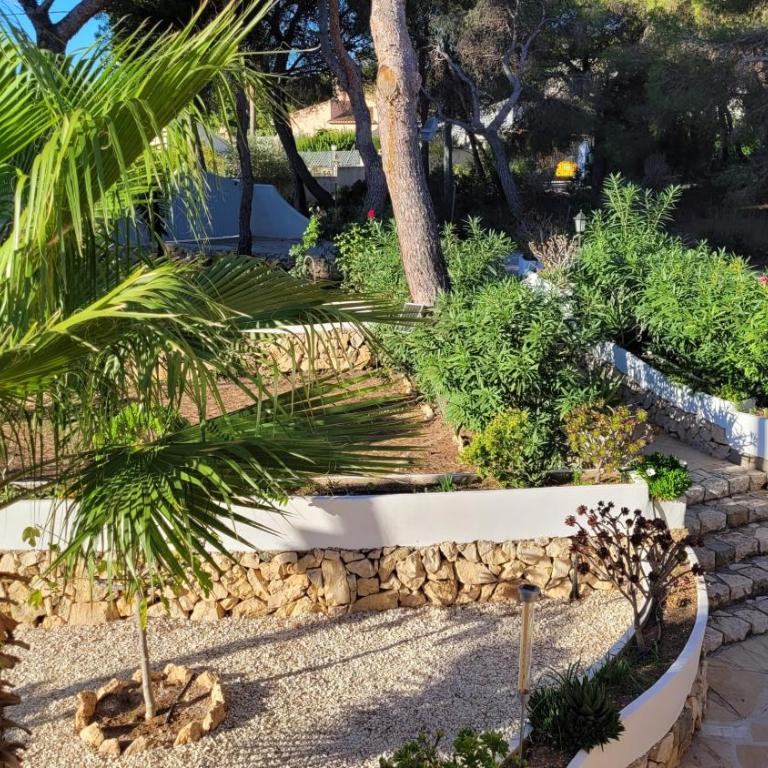 Casa Caledonia - Appartement dans villa avec jardin arboré et piscine à 500 M de la mer - Apartamento - Planta baja - 29
