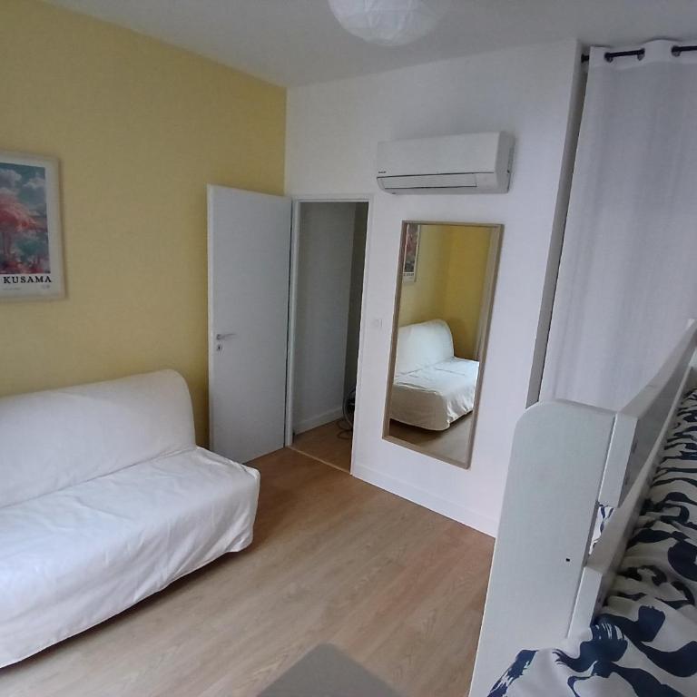 Beau 3 pièces climatisé vue Canal idéalement situé Centre Ville - Apartment mit 2 Schlafzimmern - 13