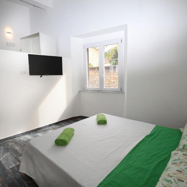 Planetarium Tropea - Queen Room with Sea View - 5