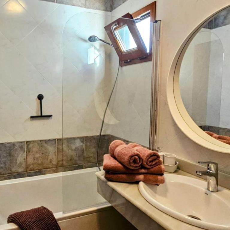 Lovely Casa Deseada, heated pool, jacuzzi, BBQ, ping pong table - Villa with Sea View - 14