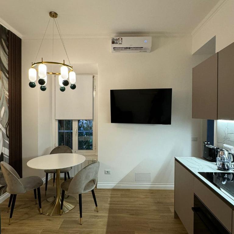 Heart Of Rome Luxe Suite - Appartamento con 1 Camera da Letto - 5