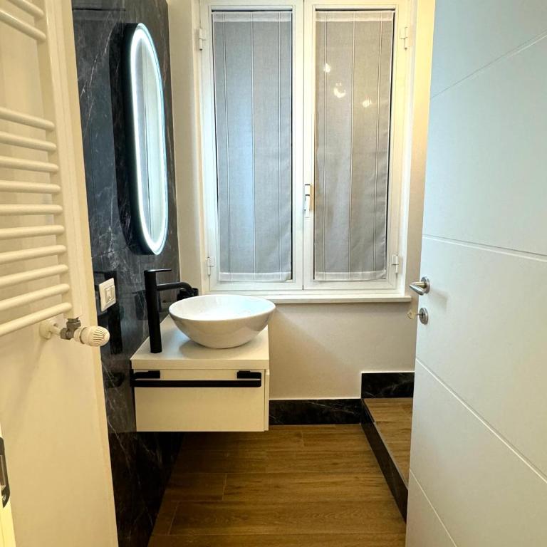 Heart Of Rome Luxe Suite - Appartamento con 1 Camera da Letto - 17