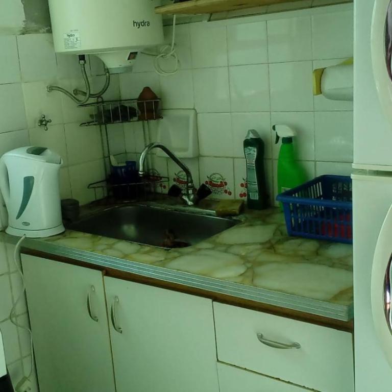 Hermoso departamento amueblado super barato y cerca de supermercados, subtes y colectivos - Apartamento de 1 dormitorio - 11