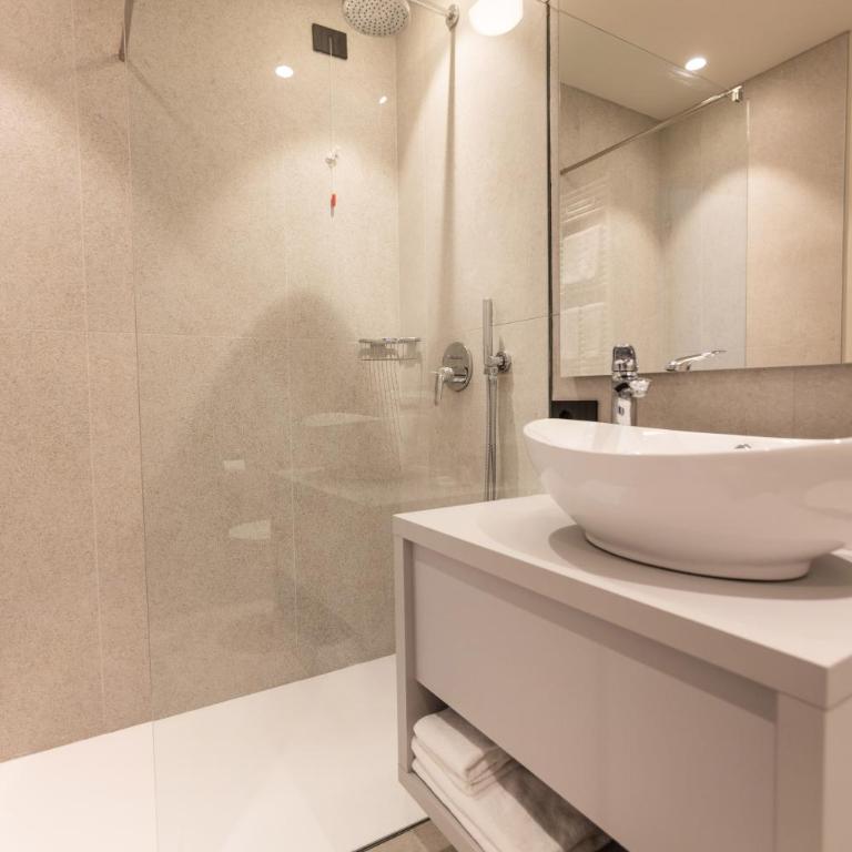 LLAC Living Nature Hotel - Suite con Balcone, Vista Lago e Vasca Idromassaggio - 13