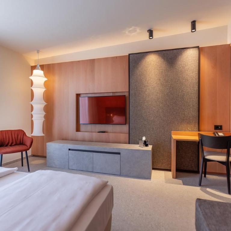 LLAC Living Nature Hotel - Junior Suite con Balcone, Vista Lago Panoramica e Vasca Idromassaggio - 19