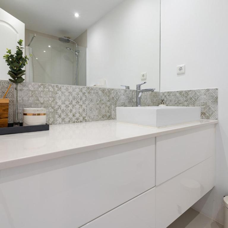 Apartment Marbella 100m from Beach - Two-Bedroom Apartment - 28