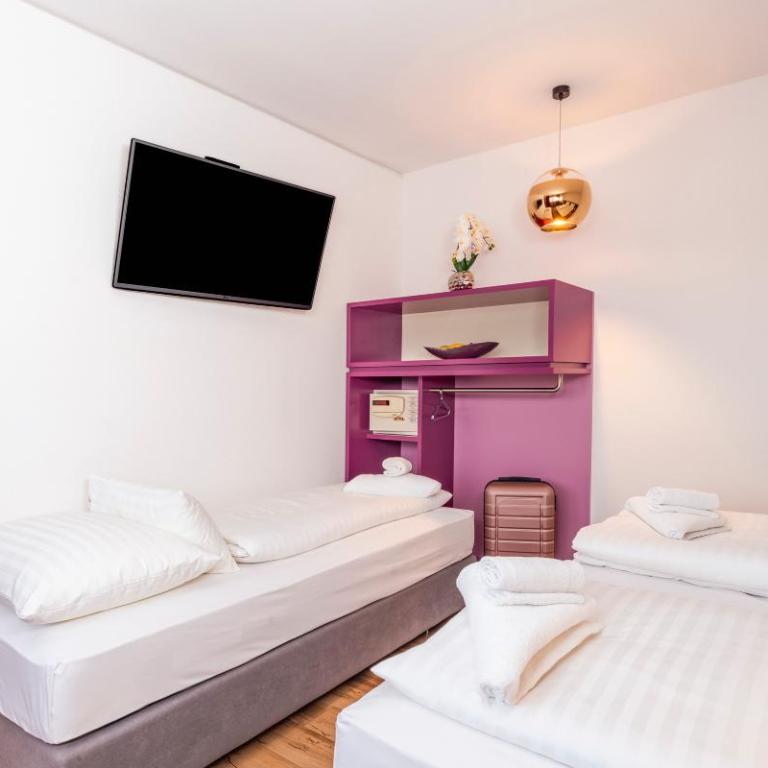 PLAZA INN Graz Messe - Comfort Dreibettzimmer - 1