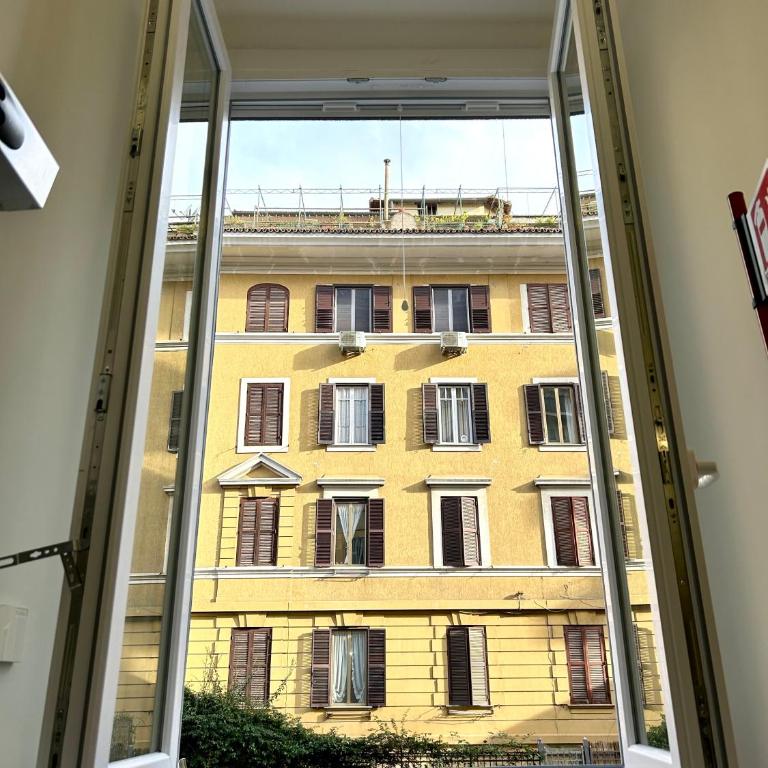 Vacanze Romane at Furio Camillo - Appartamento con 2 Camere da Letto - 13